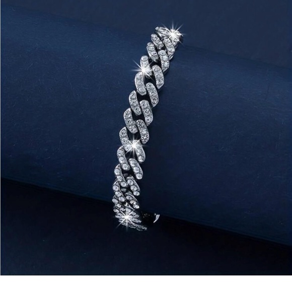 Rhinestone Chain Bracelet Gorgeous 💎 - Picture 3 of 5